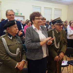 Widowisko patriotyczne w Dłużynie