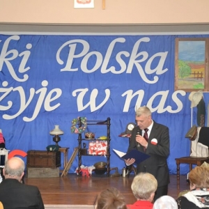 Widowisko patriotyczne w Dłużynie